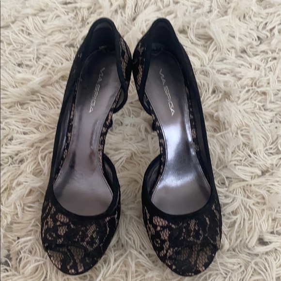 Black Lace Via Spiga Heels - Picture 1 of 6